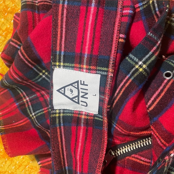 UNIF Carnaby Plaid Skirt - Picture 2 of 3